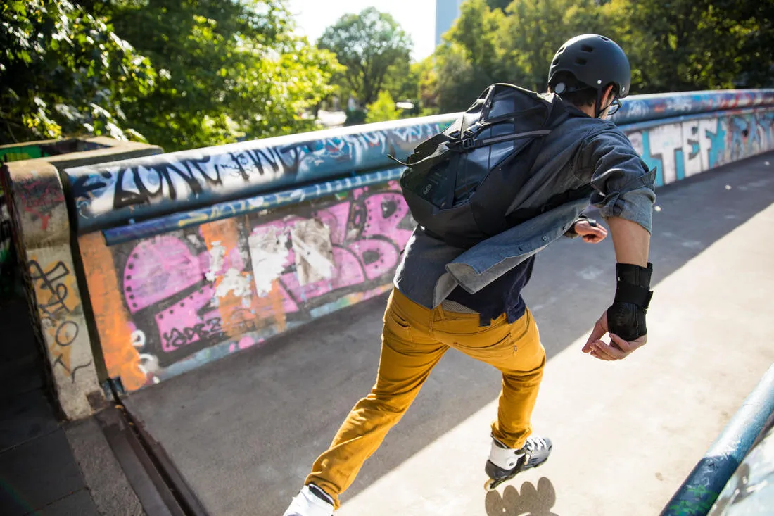 20-Litre Inline Skating Backpack BP100 - Burgundy