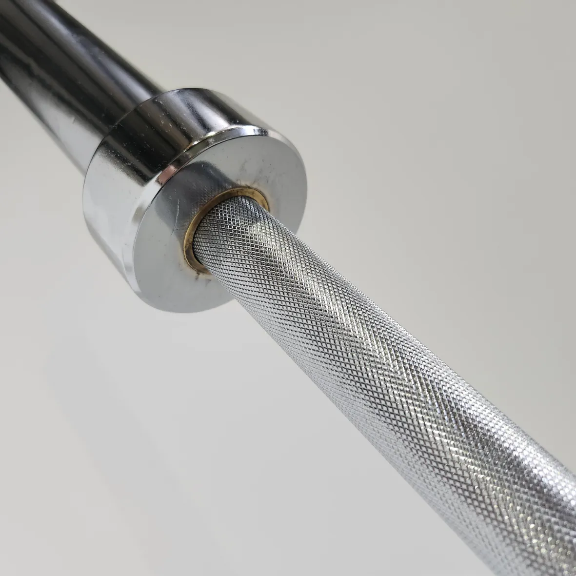 ARROW® 20kg Olympic Barbell (700lb rated)