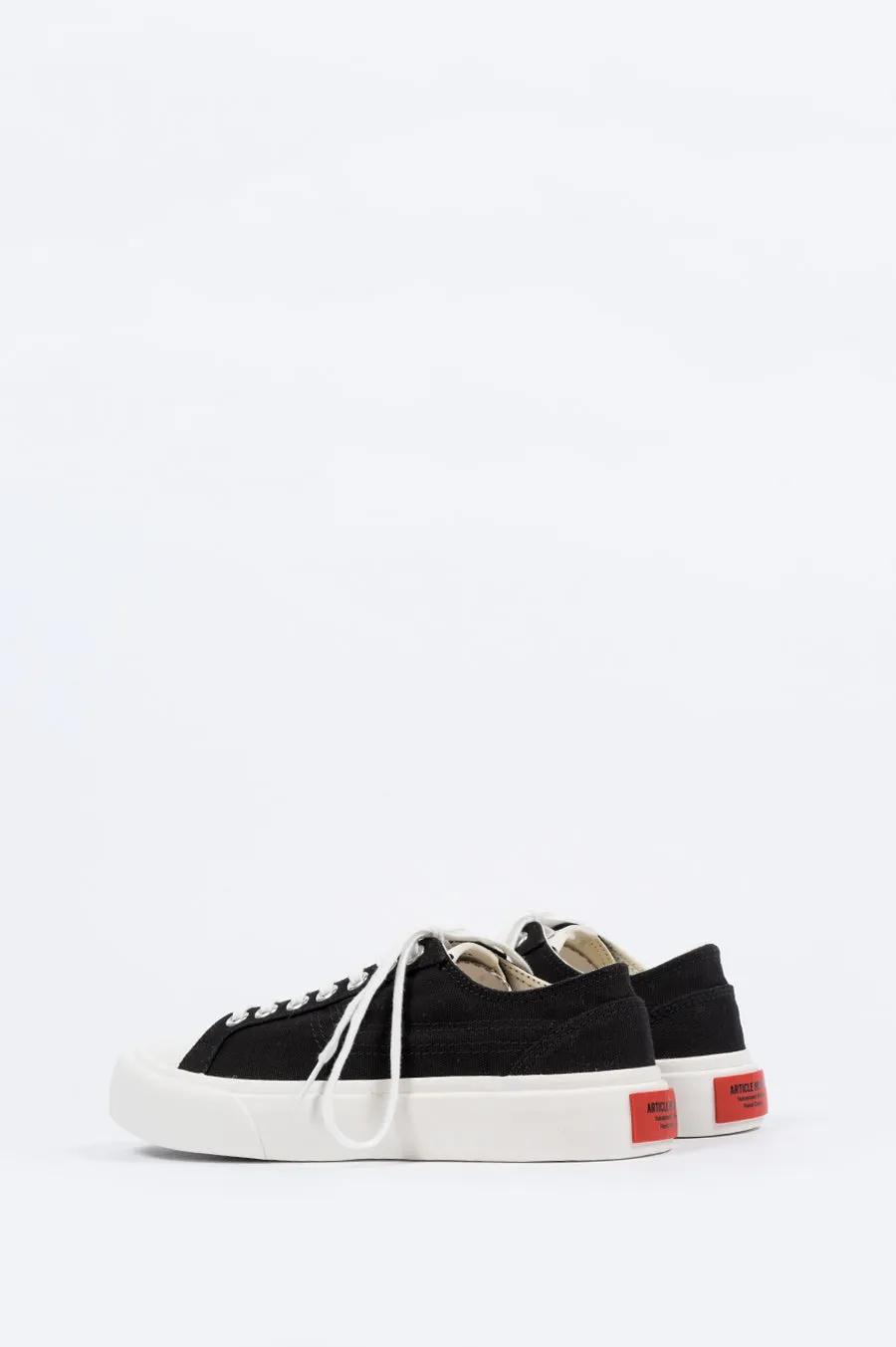 ARTICLE NUMBER 1007 LO TOP VULCANIZED SNEAKER BLACK