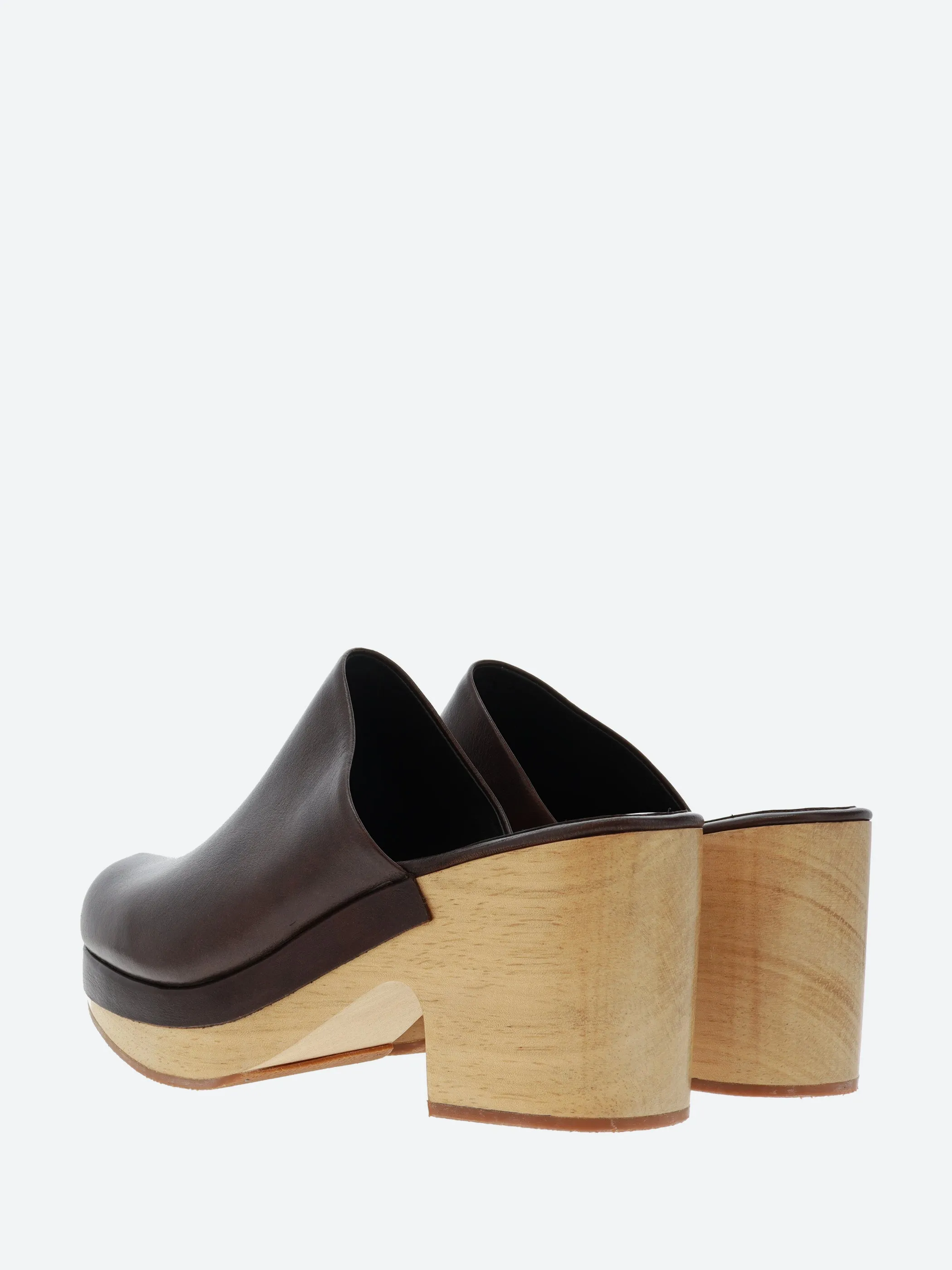 Bose Clog