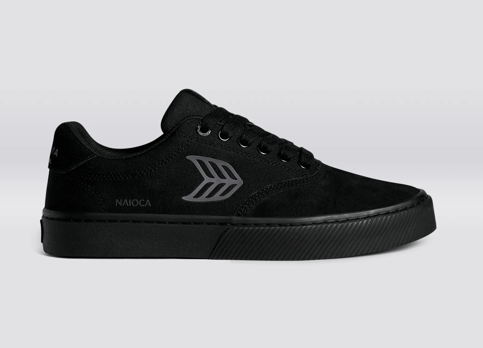 Cariuma Mens Naioca Pro Shoes