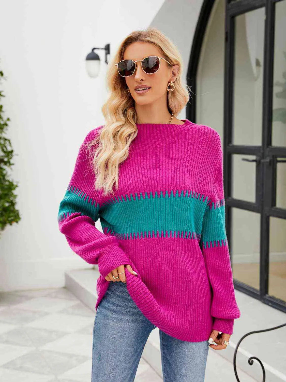 Contrast Round Neck Sweater (3 Colors)