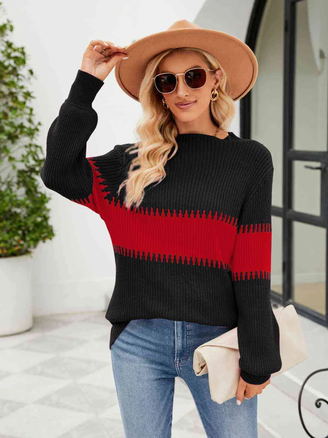 Contrast Round Neck Sweater (3 Colors)
