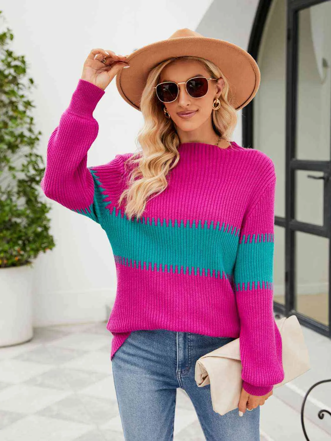 Contrast Round Neck Sweater (3 Colors)
