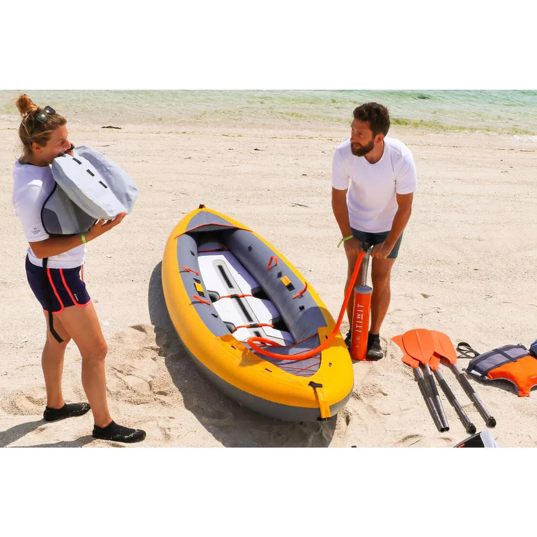 Dual-action low-pressure hand pump for canoes and kayaks 2x2.6L 1-8 PSI
