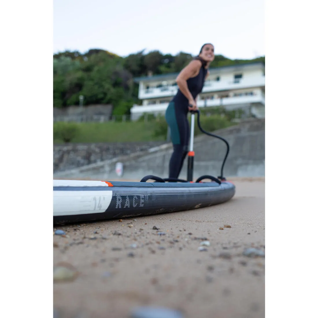 Easy stand-up paddle and kayak dual-action high-pressure easy pump 0-20 PSI
