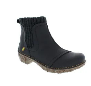 El Naturalista NE23 - Black