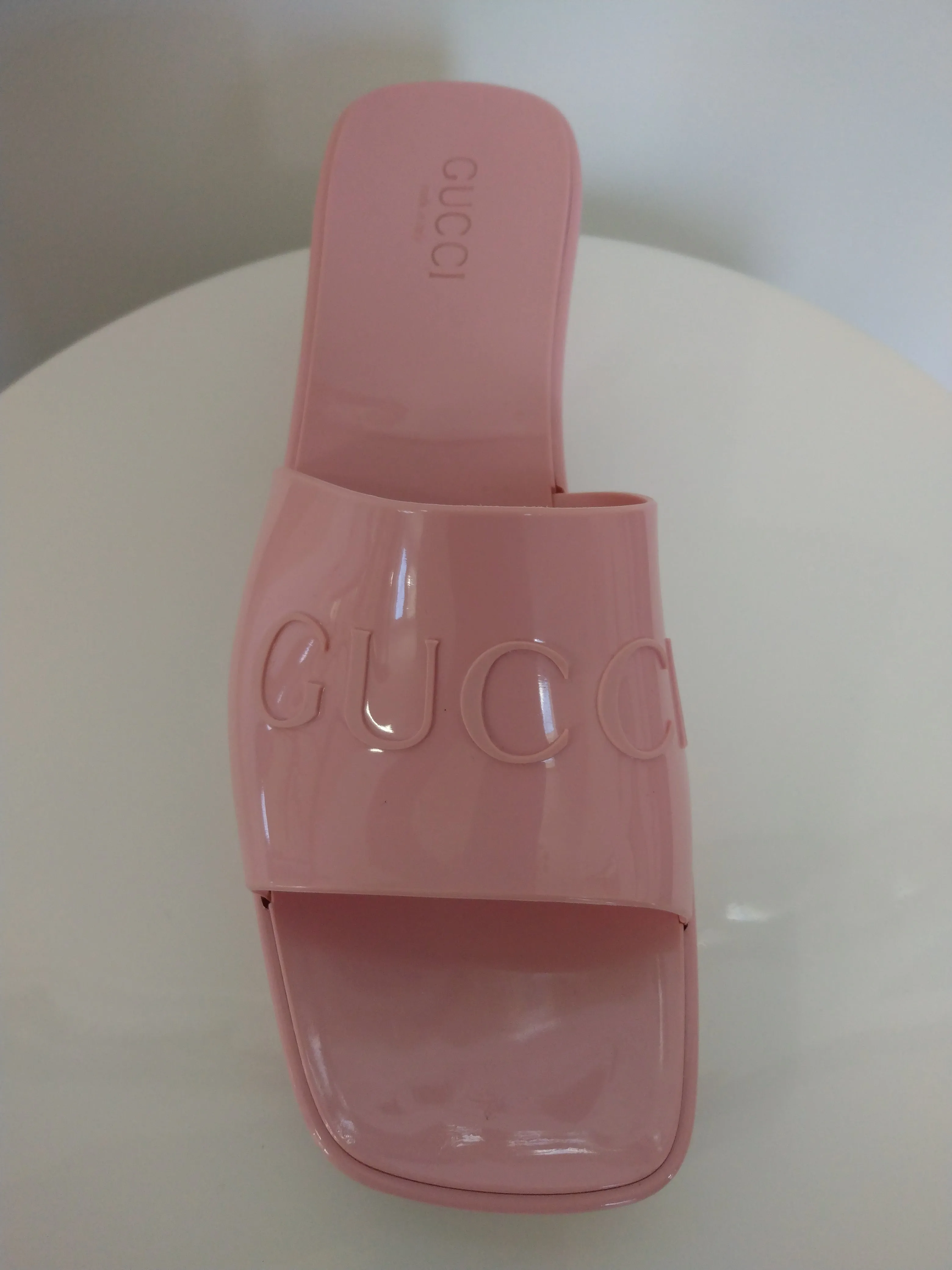 Gucci Wild Rose Rubber Slides