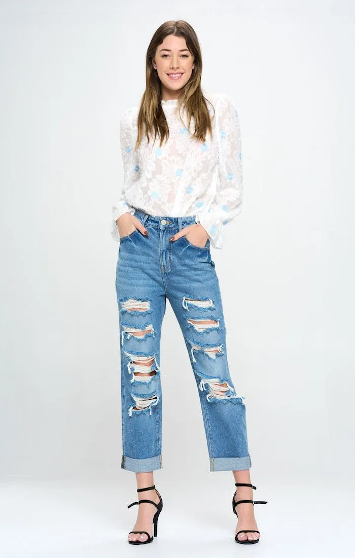 HIGH RISE RIPPED BOYFRIEND JEANS