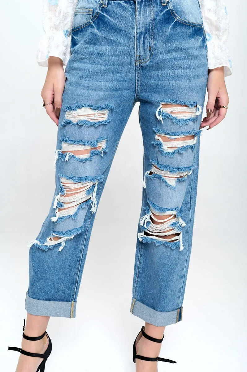 HIGH RISE RIPPED BOYFRIEND JEANS
