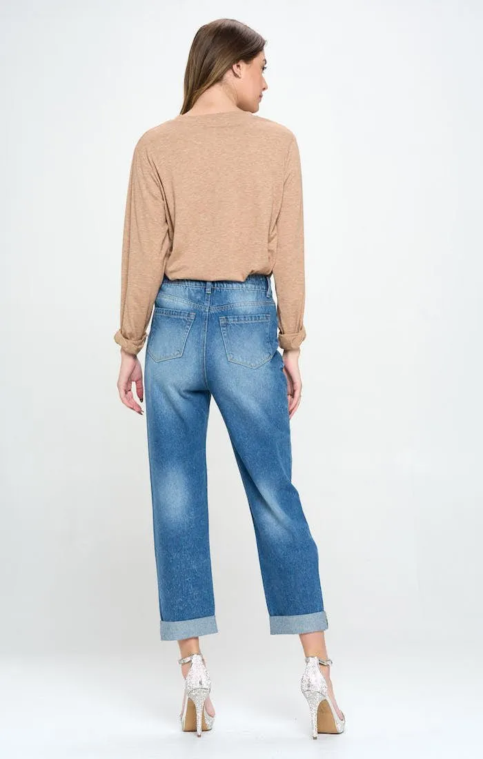 HIGH RISE RIPPED BOYFRIEND JEANS