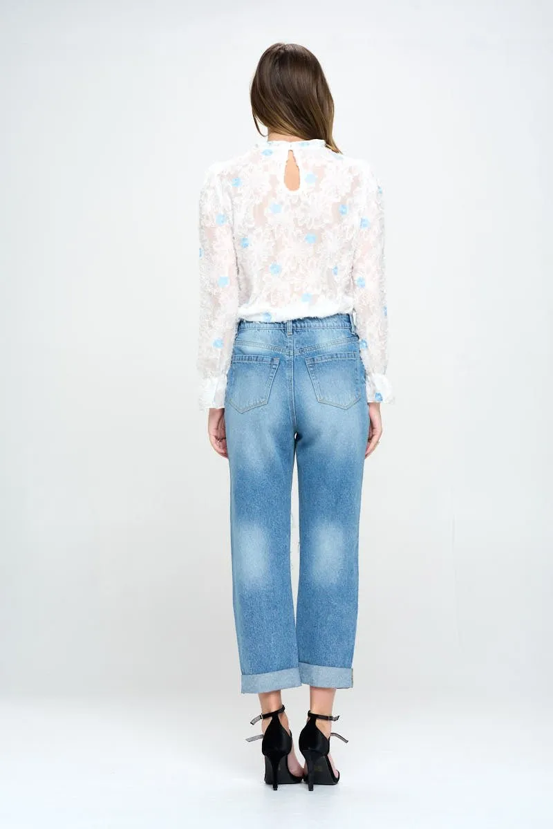 HIGH RISE RIPPED BOYFRIEND JEANS