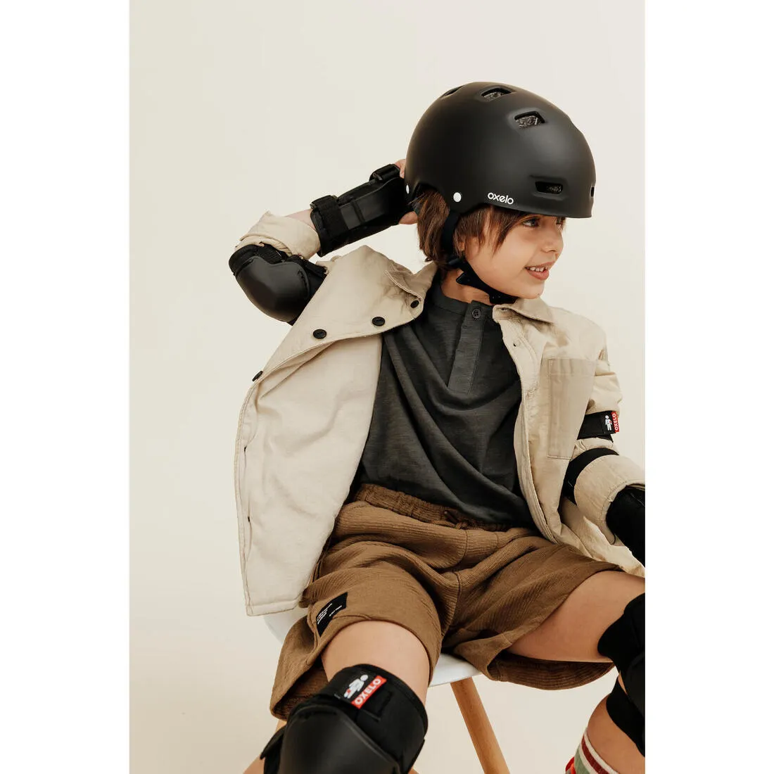 Kids' 2 x 3-Piece Skating Skateboard Scooter Protective Gear 100 - Black