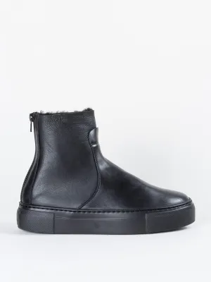 leather lowboot