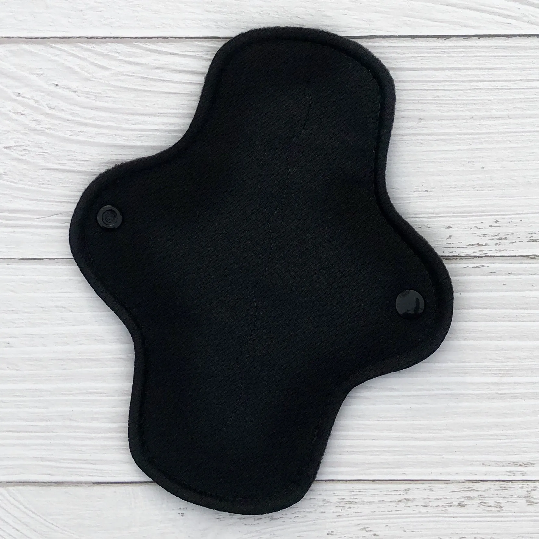 Light Absorbency Reusable Pads: Amie Active