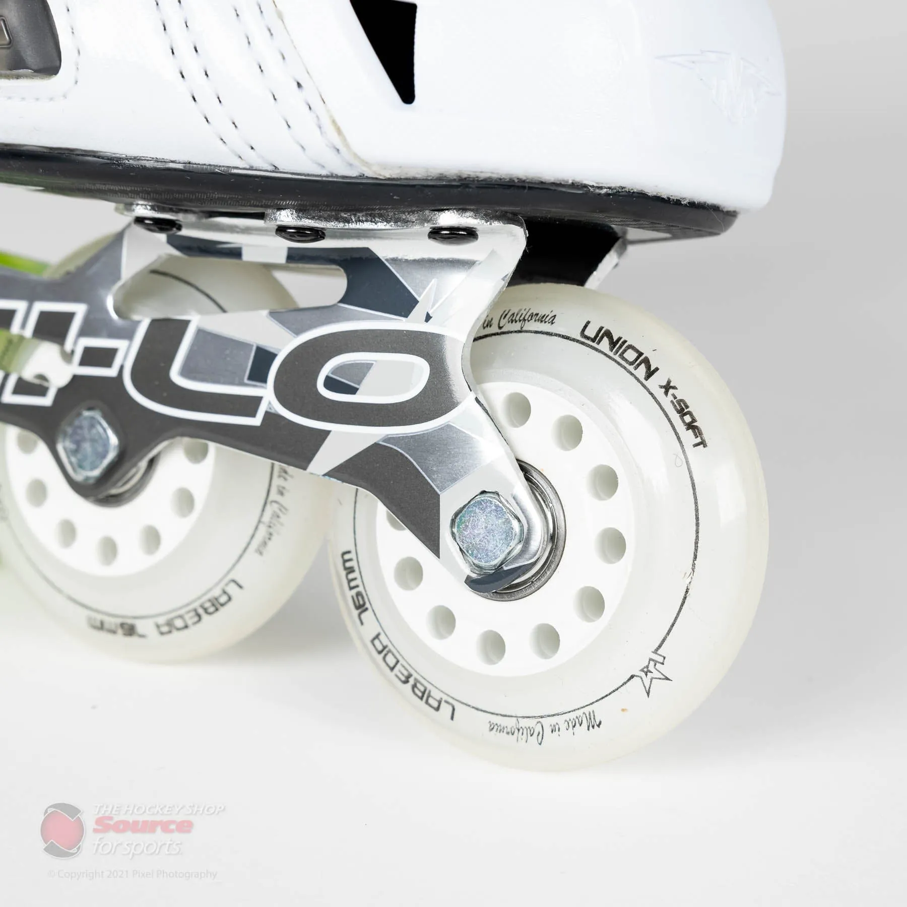 Mission Inhaler WM03 Senior Roller Hockey Skates