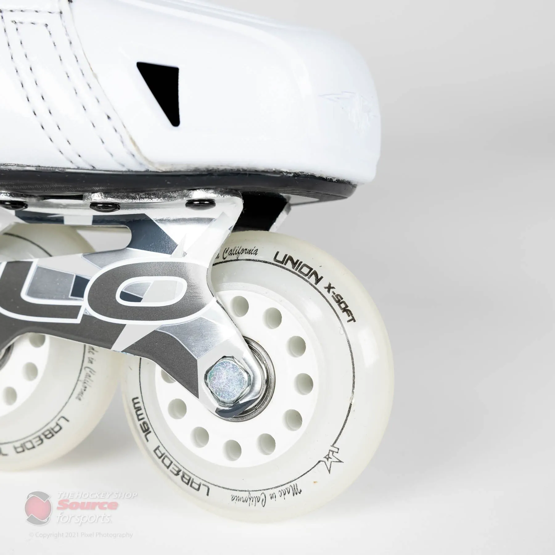 Mission Inhaler WM03 Senior Roller Hockey Skates
