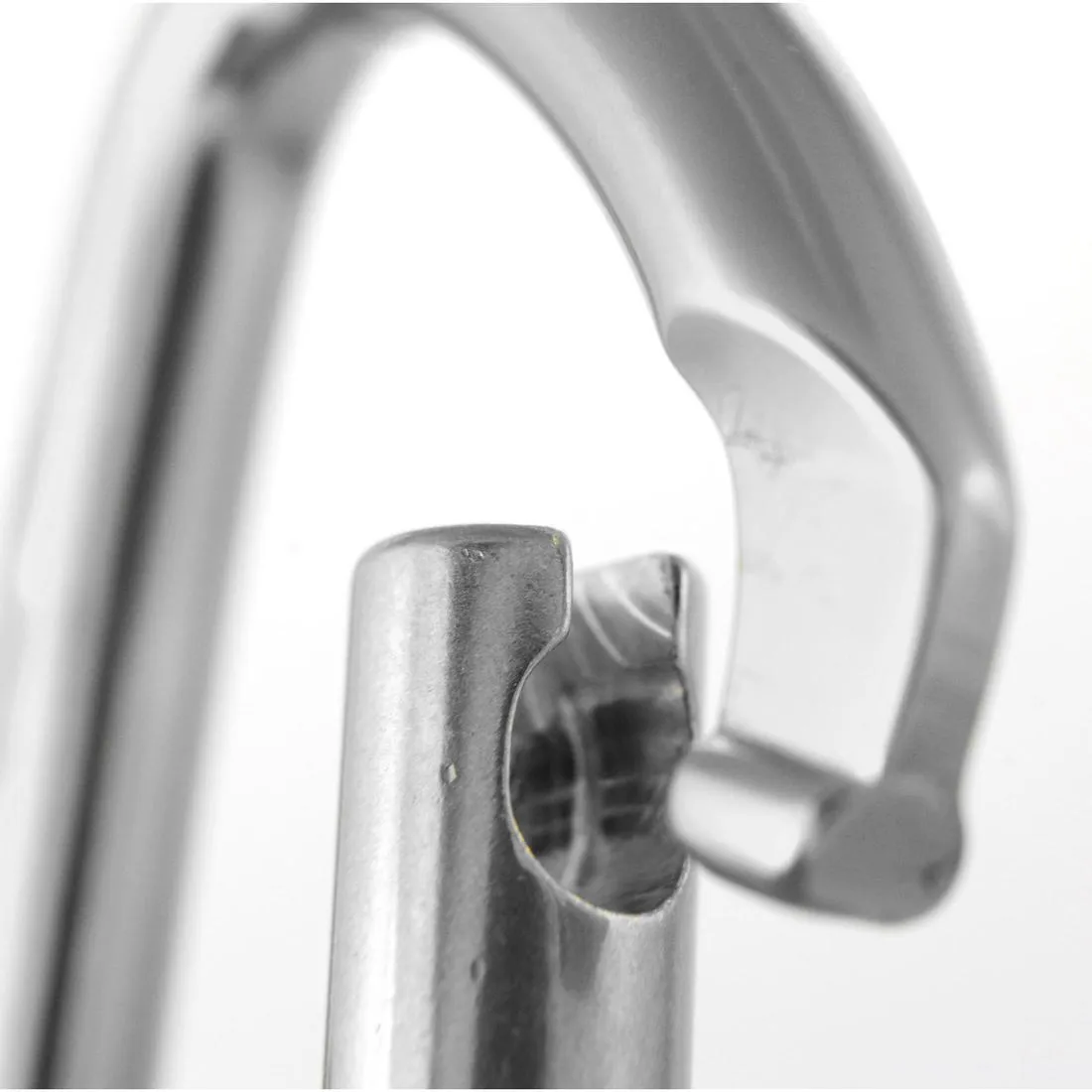 NON-LOCKING CARABINER - ROCKY