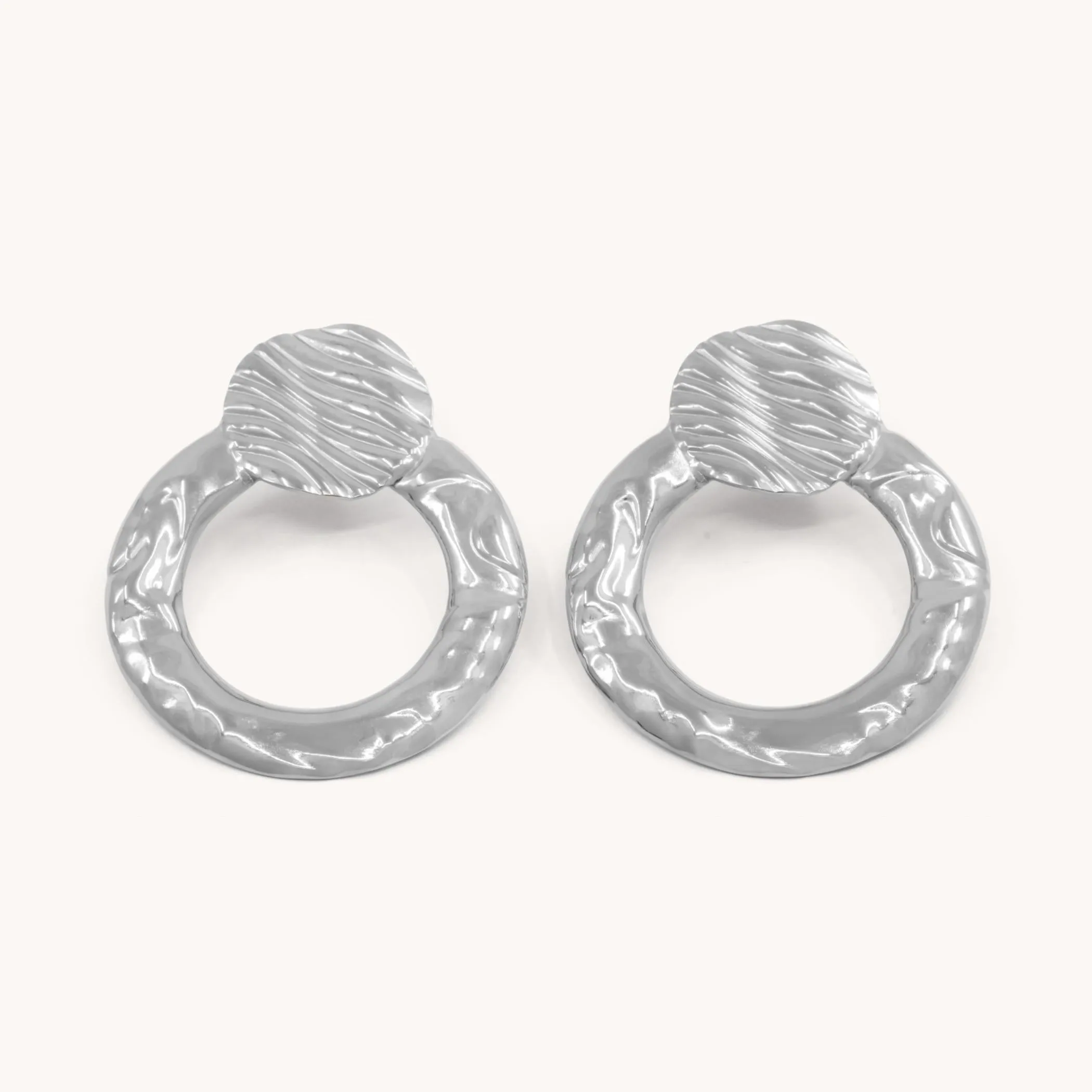 Oversized Circle Studs, Silver