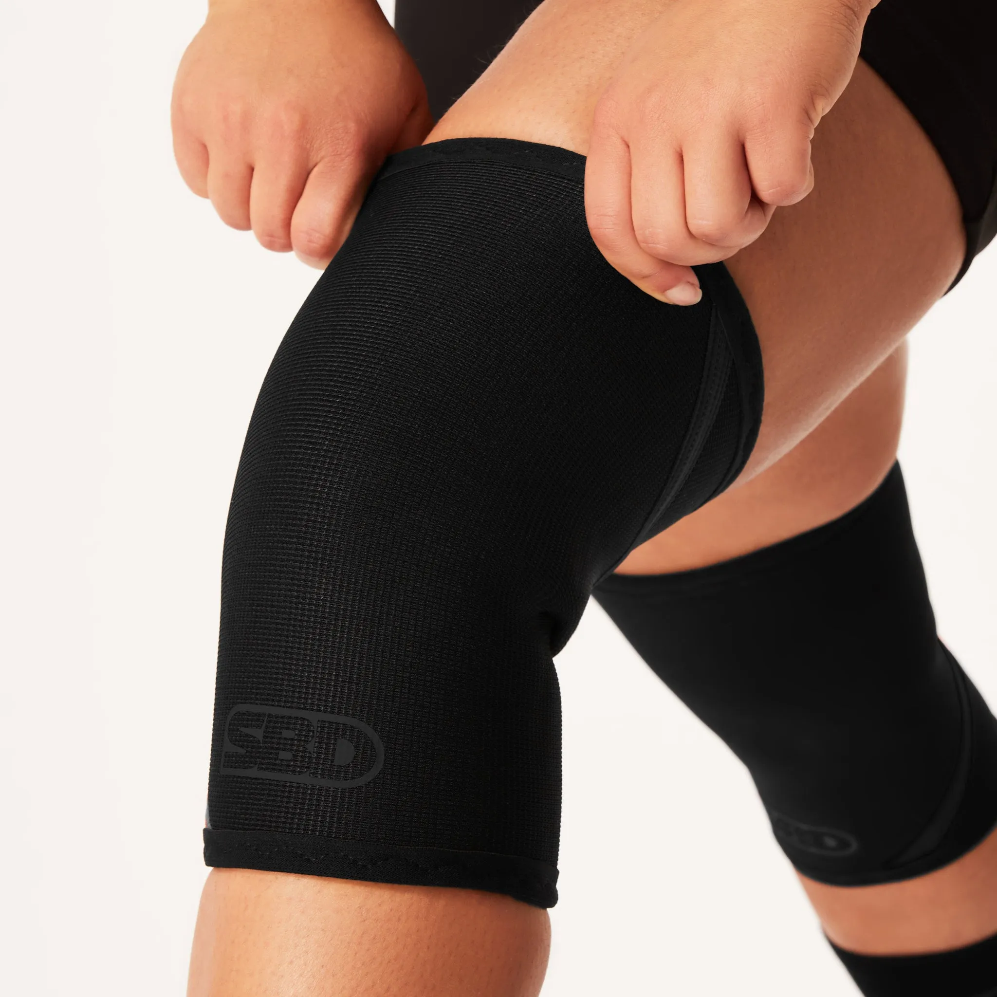 Phantom Weightlifting Knee Sleeves