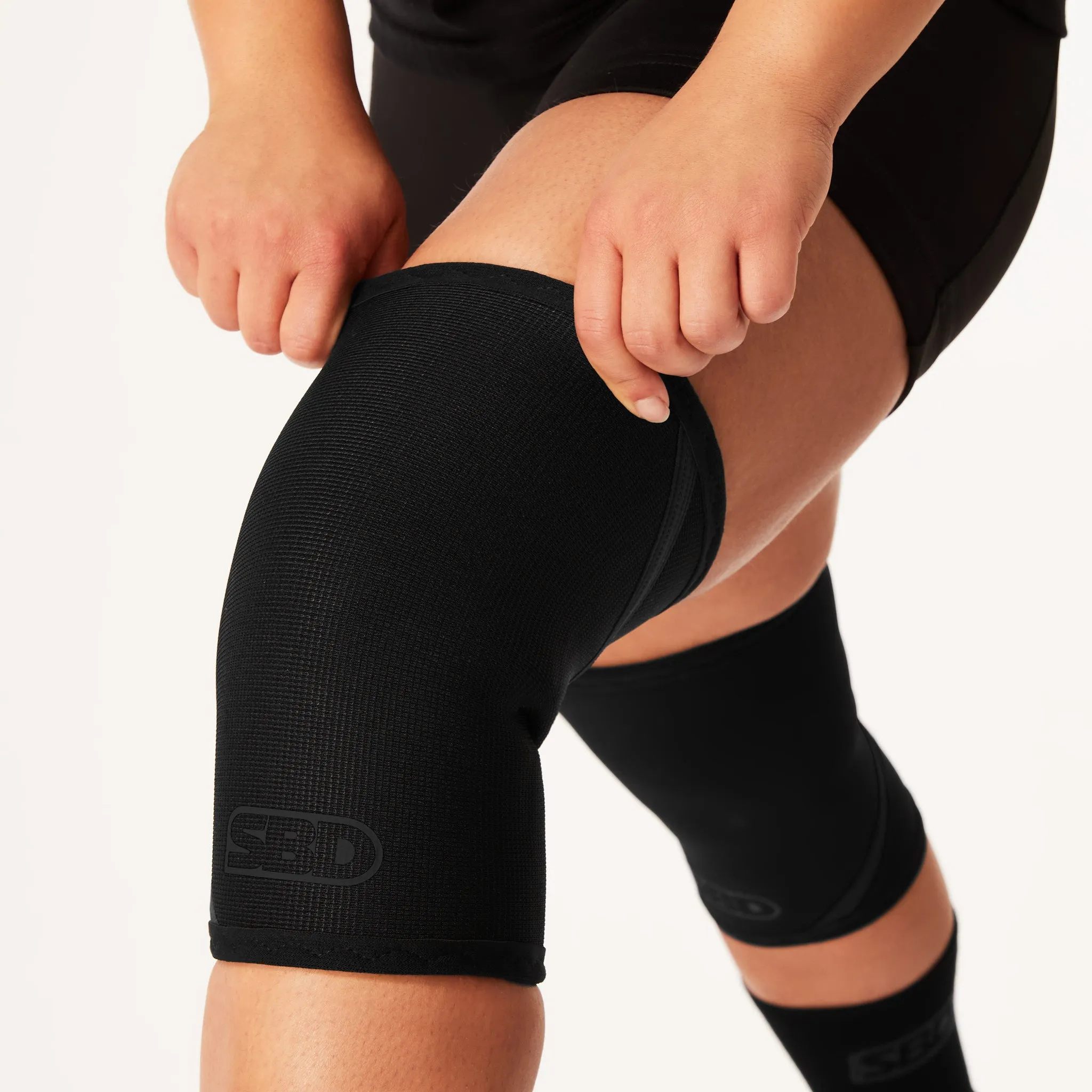 Phantom Weightlifting Knee Sleeves