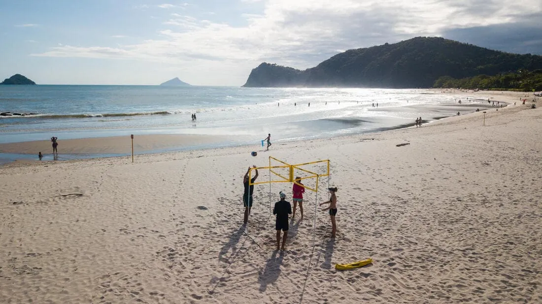 Set (Filet et poteaux) de Beach Volley MULTINET