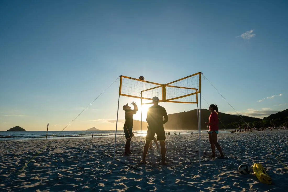 Set (Filet et poteaux) de Beach Volley MULTINET