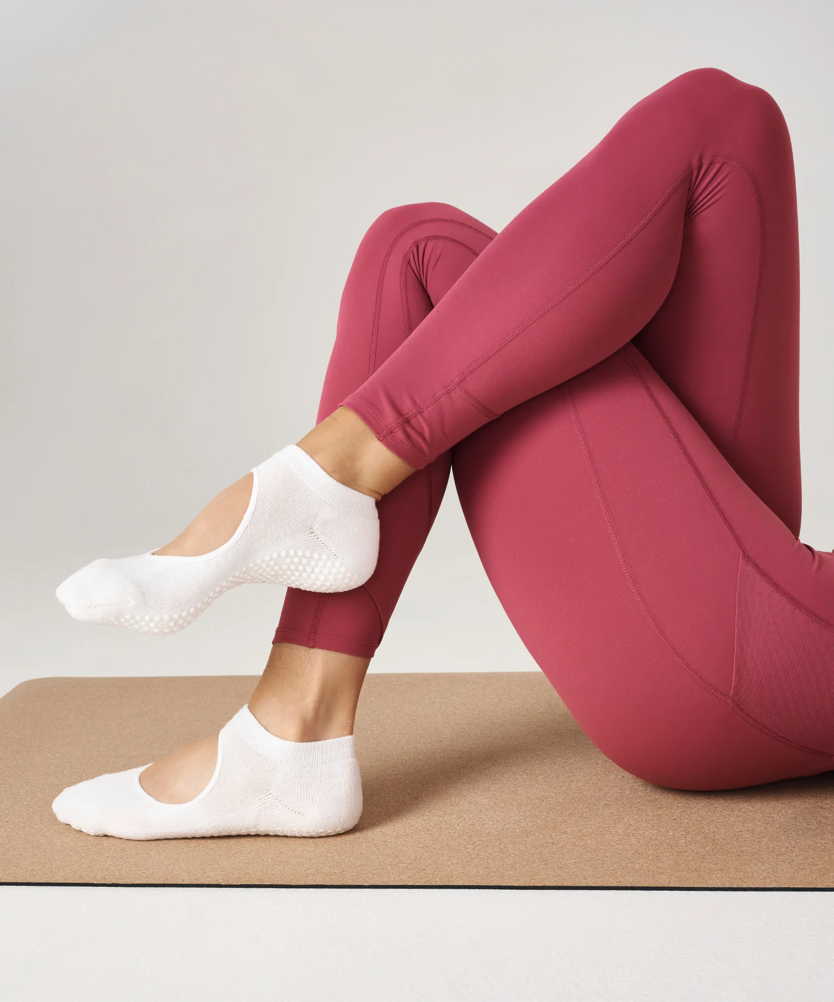 Slide On Non Slip Grip Socks - Ivory