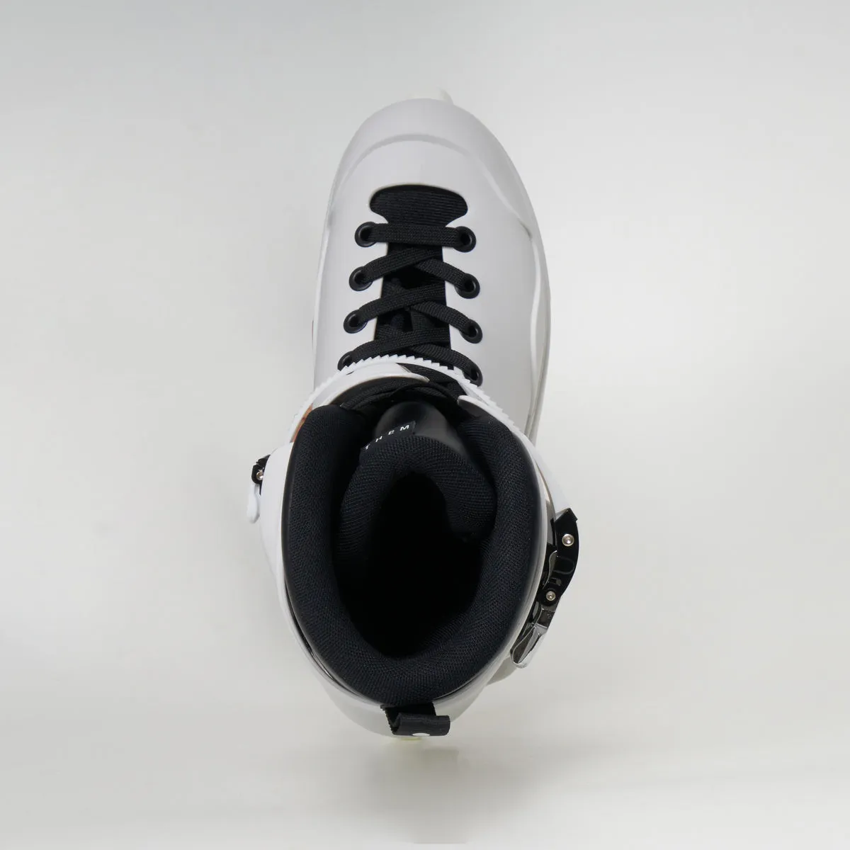 Them 909 Skates White - With Them Liner, V.3 Soulplate and NEW SHELL SIZES