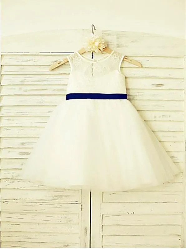 Tulle Princess Scoop Sleeveless Flower Girl Dresses Floor Length Dress With Bowknot