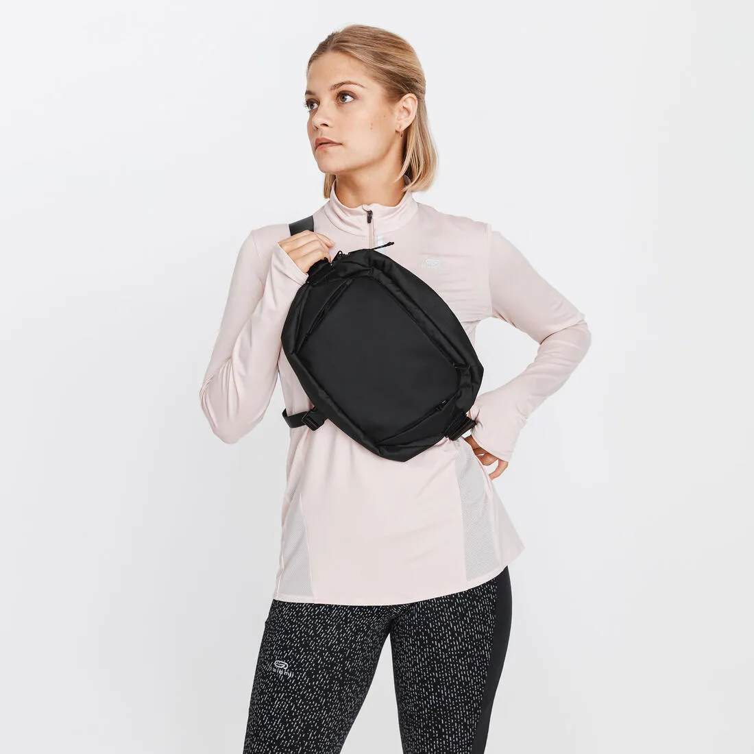 URBAN WALKING ACTIVE MBLTY MESSENGER BAG