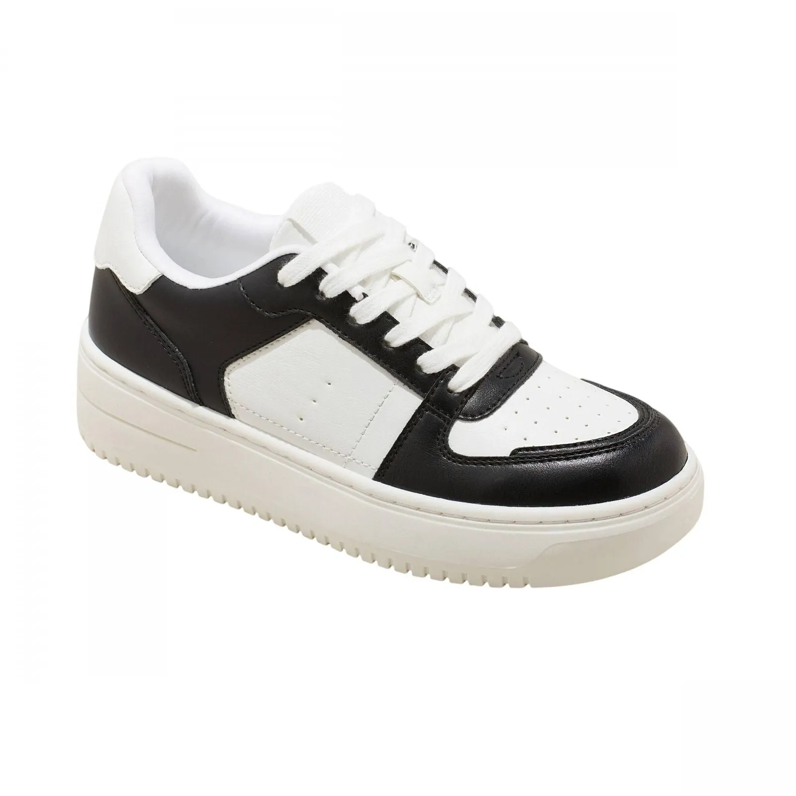 Wild Fable Womens Lola Lace-Up Sneakers with Memory Foam Insole Black 9M